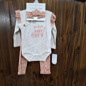 Catherine Malandrino Baby Textured Onesie Set